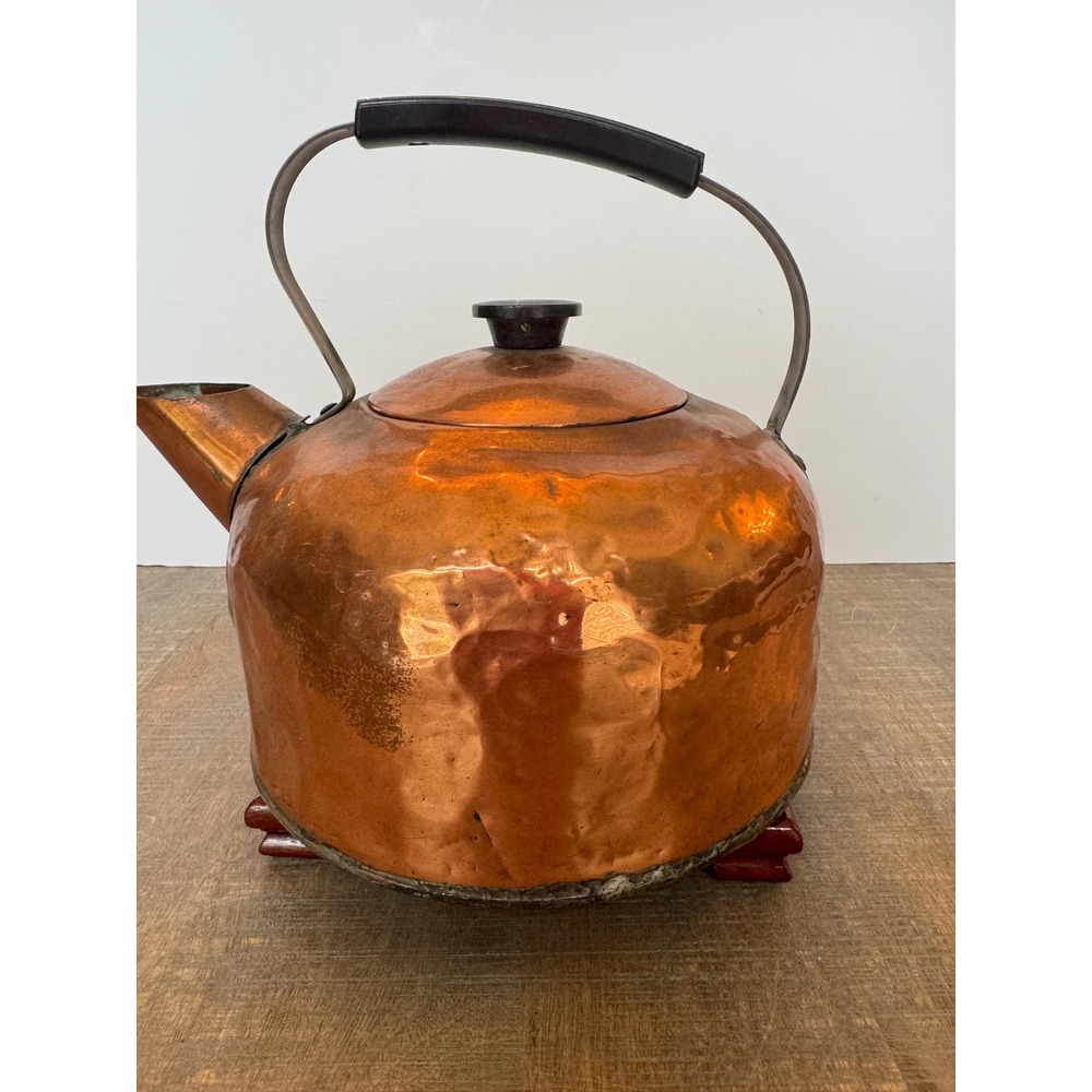 Large Vintage Rever Ware Copper Tea Kettle or Teapot 1930's made in Rome NY